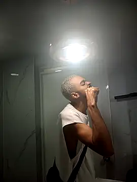 MarcusRain  online show from October 2025 02:29:01 PM