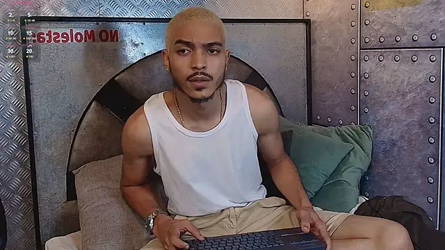 MarcusRain  online show from February 2026 06:00:02 AM