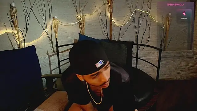 MarcusRain  online show from November 2025 04:35:02 AM