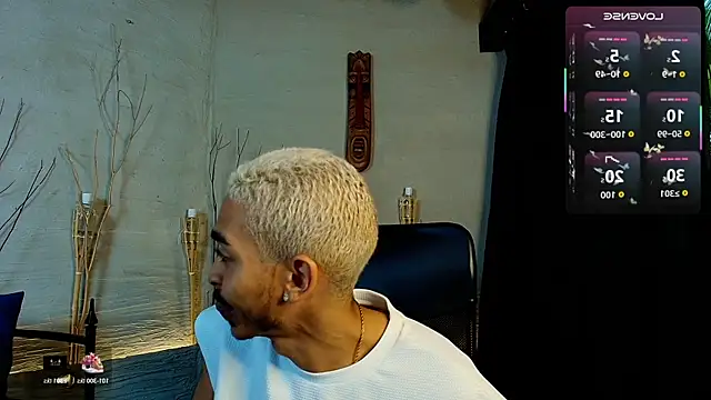 MarcusRain  online show from October 2025 07:47:02 PM