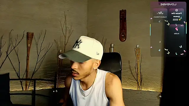 MarcusRain  online show from October 2025 07:46:01 PM