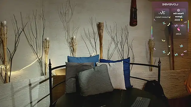 MarcusRain  online show from November 2025 07:19:01 PM