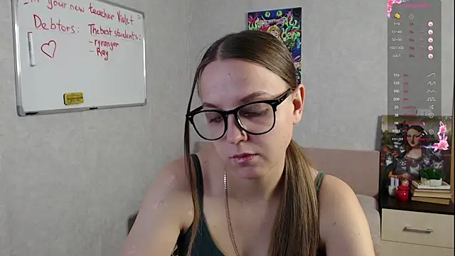 Violetwin online show from October 2025 05:48:02 PM