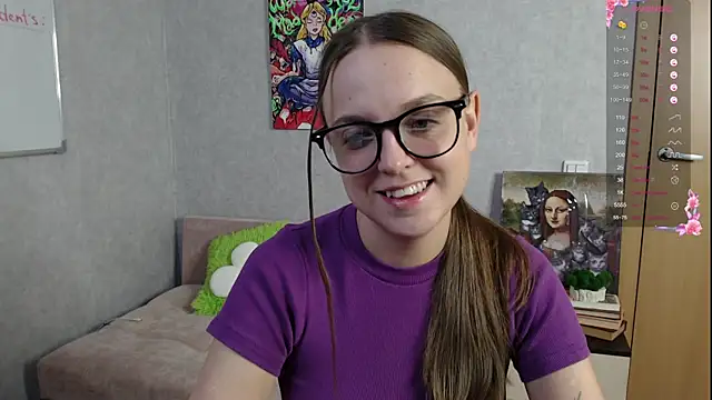 Violetwin online show from October 2025 06:12:02 PM