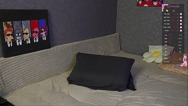 Violetwin online show from March 2026 09:35:01 PM