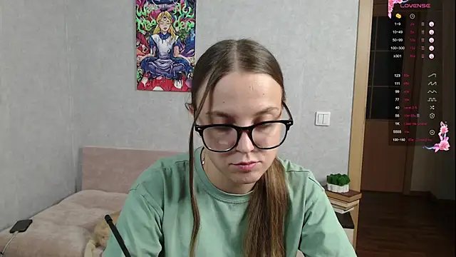 Violetwin online show from September 2025 06:14:02 PM