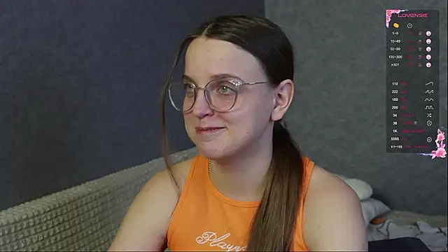 Violetwin online show from March 2026 03:12:01 PM