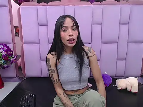 hazel 18  online show from April 2026 05:17:02 PM