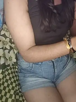 Laila Pahadi online show from November 2025 10:53:01 PM