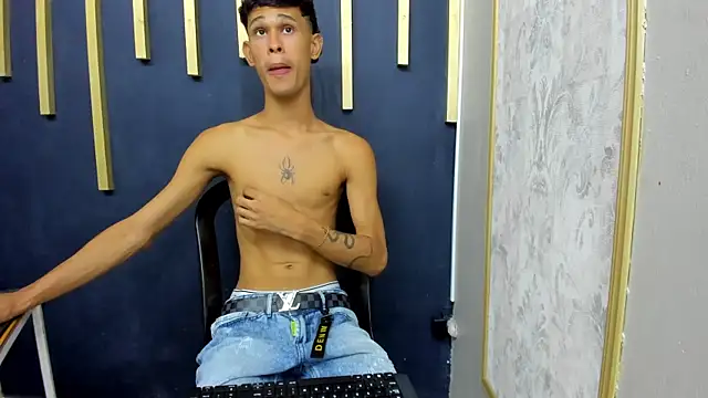 Snapshot of Just_D4v7 chatting on September 2025 07:04:01 PM Just D4v7 online show from September 2025 07:04:01 PM