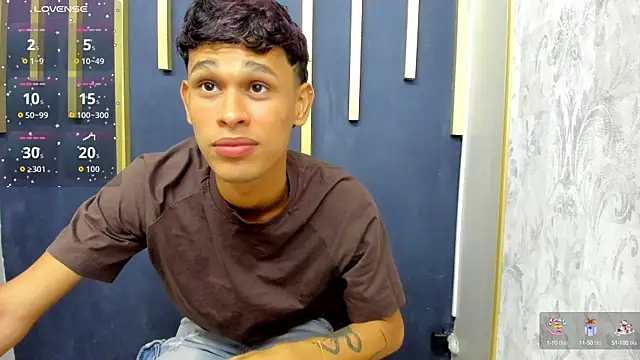 Snapshot of Just_D4v7 chatting on September 2025 07:09:02 PM Just D4v7 online show from September 2025 07:09:02 PM