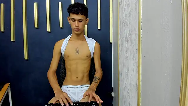 Snapshot of Just_D4v7 chatting on September 2025 07:18:01 PM Just D4v7 online show from September 2025 07:18:01 PM