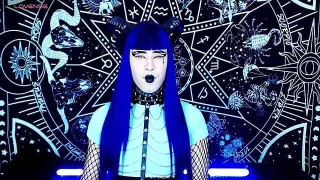 naomi satan online show from October 2025 12:25:01 AM