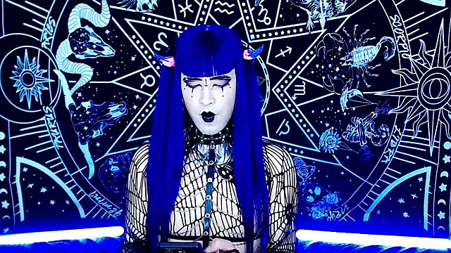 naomi satan online show from December 2025 12:44:01 AM