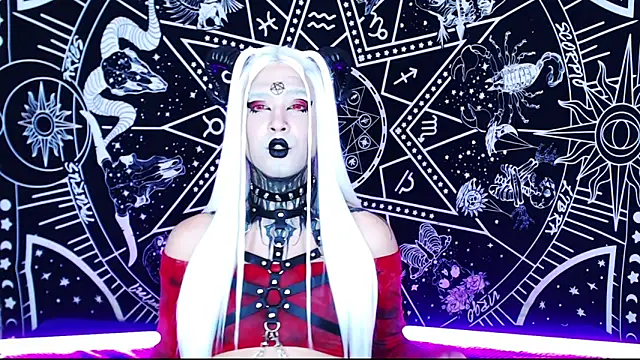 naomi satan online show from April 2026 10:33:02 PM