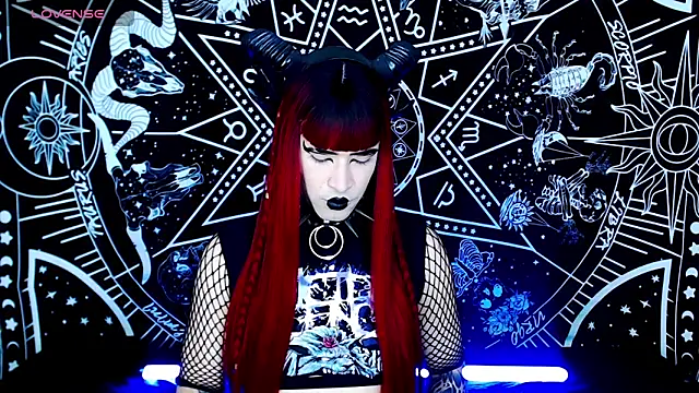 naomi satan online show from October 2025 12:33:01 AM