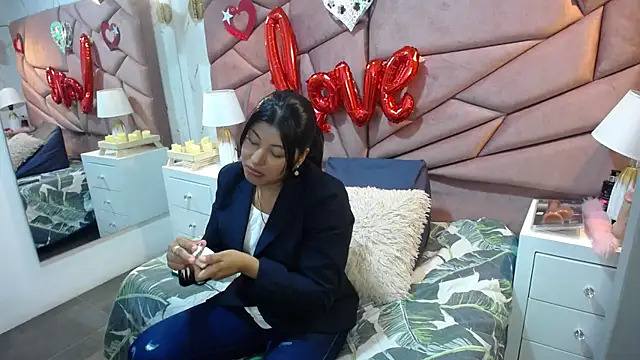 canela a73 online show from September 2025 05:30:01 PM