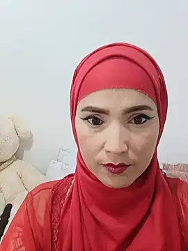 Snapshot of jamila_zair chatting on June 2026 01:55:02 PM jamila zair online show from June 2026 01:55:02 PM