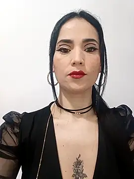 jamila zair online show from November 2025 01:15:02 PM