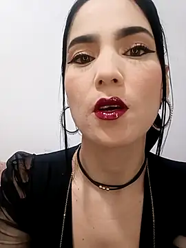 jamila zair online show from December 2025 12:48:02 PM