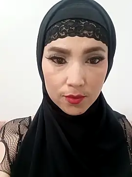 Snapshot of jamila_zair chatting on April 2026 02:21:01 PM jamila zair online show from April 2026 02:21:01 PM