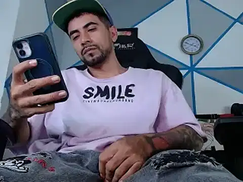 Snapshot of David_smile23 chatting on September 2025 12:22:02 AM David smile23 online show from September 2025 12:22:02 AM