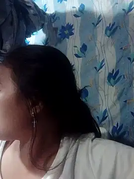 Sexy-Mama25 online show from January 2026 04:00:01 PM