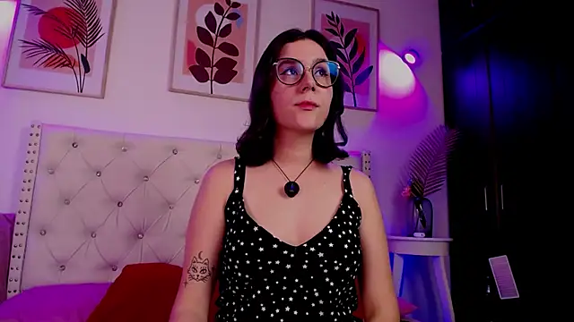Snapshot of barbyehot chatting on May 2026 01:57:02 AM barbyehot online show from May 2026 01:57:02 AM