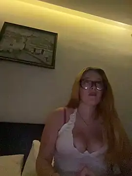 Snapshot of cherryrosealiee chatting on February 2026 03:34:02 PM cherryrosealiee online show from February 2026 03:34:02 PM