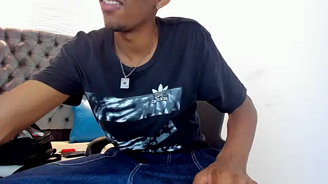 Snapshot of nero_reyd chatting on September 2025 07:53:01 PM nero reyd online show from September 2025 07:53:01 PM
