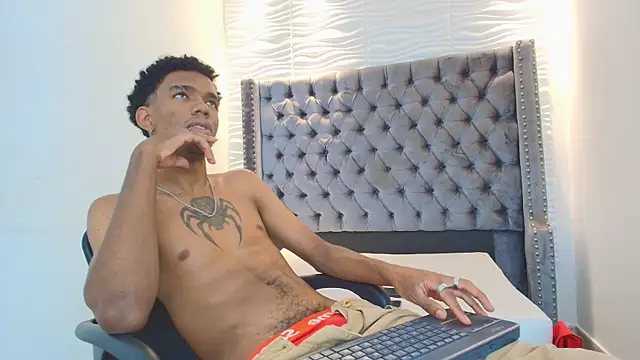 nero reyd online show from July 2026 07:22:02 PM