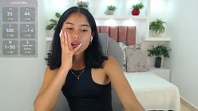 Snapshot of Milaa_Star_ chatting on January 2026 02:26:01 AM Milaa Star online show from January 2026 02:26:01 AM