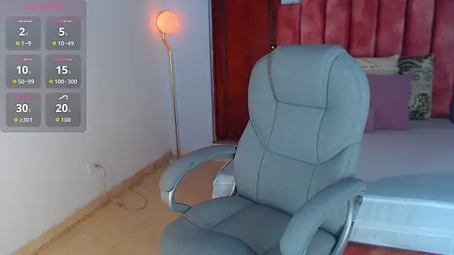 Milaa Star  online show from October 2025 04:00:01 AM