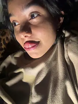 Milaa Star  online show from April 2026 04:19:01 AM