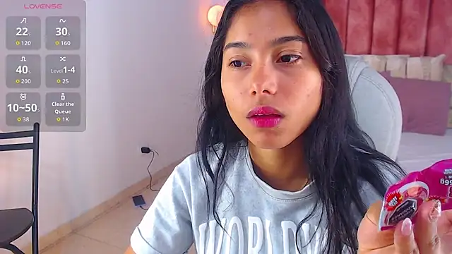 Milaa Star  online show from September 2025 04:07:02 AM