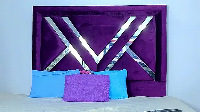 Lushy sweet online show from November 2025 04:13:01 AM