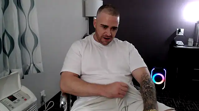 Dallasbest214 online show from October 2025 09:54:01 AM