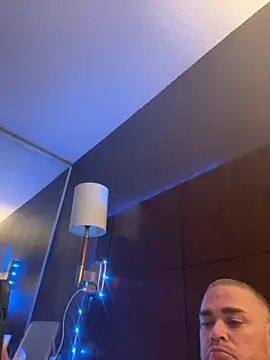 Dallasbest214 online show from November 2025 08:35:02 PM