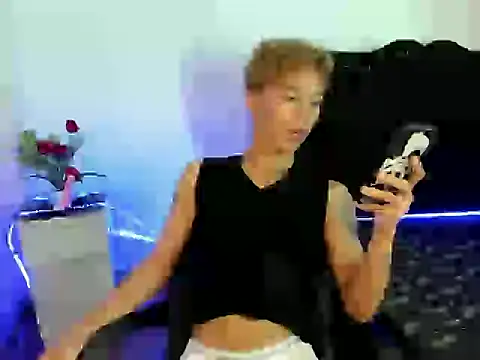 Snapshot of jersthebigfuckerxxx chatting on October 2025 04:25:02 AM jersthebigfuckerxxx online show from October 2025 04:25:02 AM
