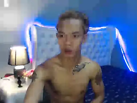 Snapshot of jersthebigfuckerxxx chatting on October 2025 01:03:02 PM jersthebigfuckerxxx online show from October 2025 01:03:02 PM