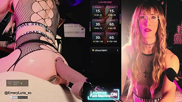 EmeryLune xo online show from December 2025 06:13:01 AM