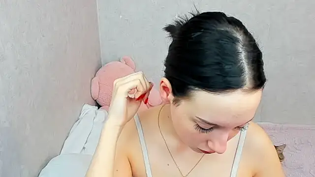 EileenMoores online show from March 2026 11:33:02 AM