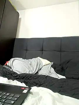 angels evil online show from December 2025 12:33:02 AM