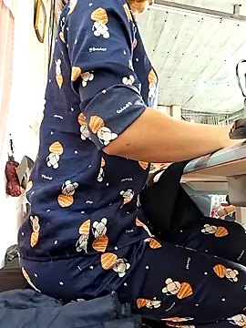 irina hana online show from December 2025 12:44:02 AM