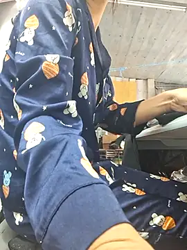 irina hana online show from December 2025 12:54:02 AM