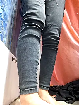 irina hana online show from January 2026 01:20:01 AM