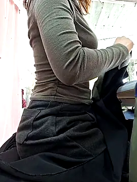 irina hana online show from February 2026 07:13:01 AM