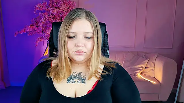 SladaDell online show from November 2025 09:09:02 AM