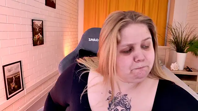 SladaDell online show from March 2026 01:13:01 PM