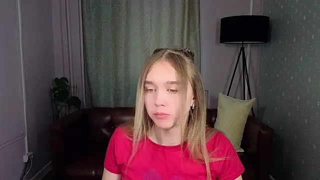 Snapshot of Vel1ka chatting on November 2025 10:32:02 AM Vel1ka online show from November 2025 10:32:02 AM